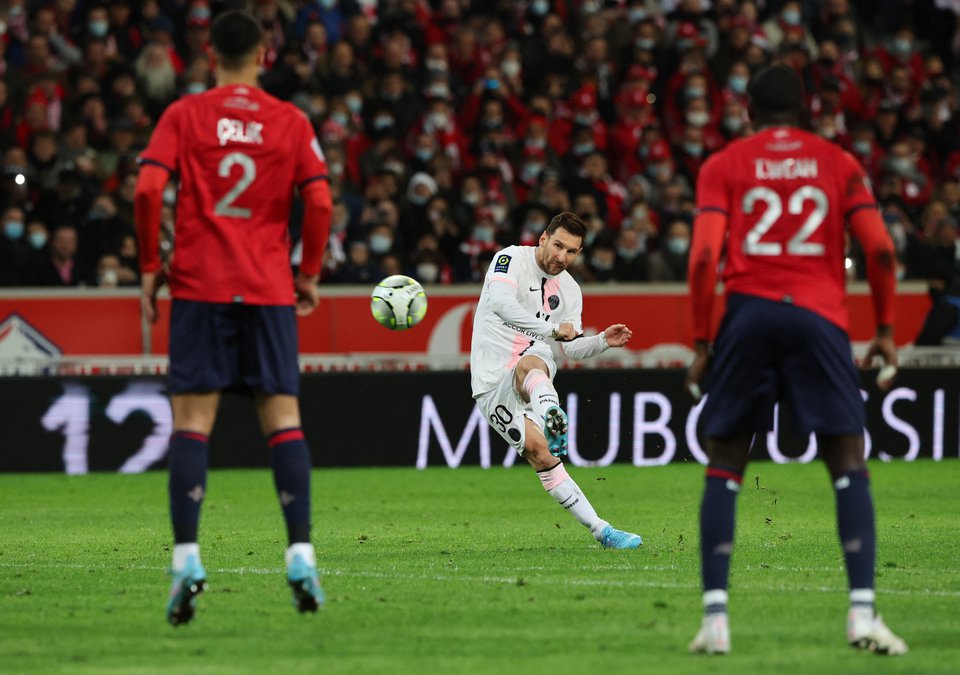 Messi vừa ghi bàn vừa kiến tạo giúp PSG huỷ diệt nhà vô địch Ligue 1 - Ảnh 3