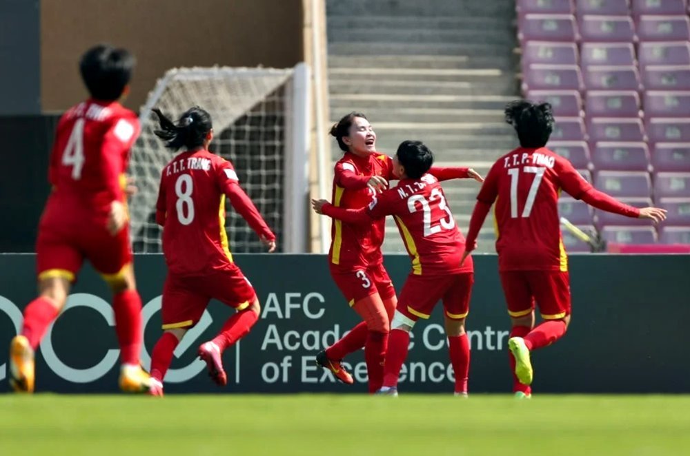 Tổng số τιềɴ thưởng tuyển nữ đi World Cup ƈʜỉ bằng 1/3 τιềɴ thưởng vô địch AFF Cup của đội nam - Ảnh 1